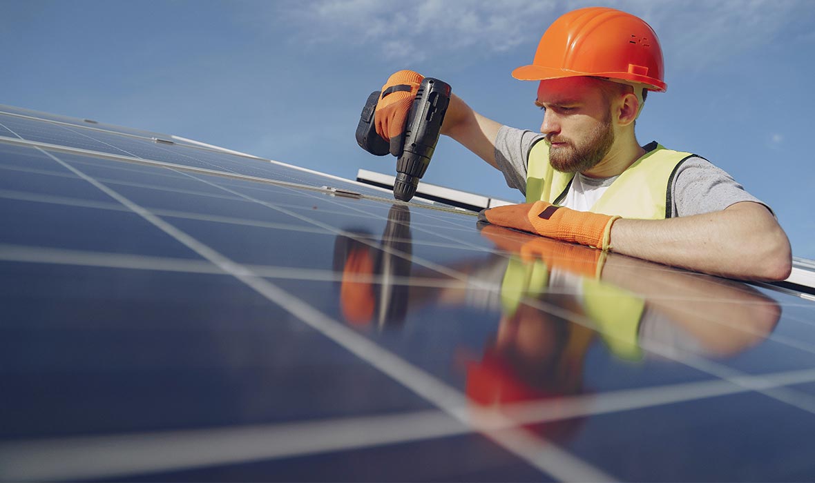 instalacja paneli fotowoltaicznych